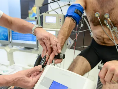 Sportmedizin-Arzt EKG