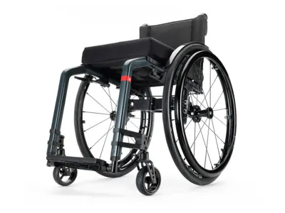 Orthotec Rehatechnik Aktiv-Rollstuhl Küschall Champion
