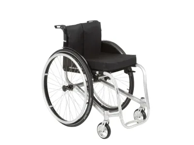 Orthotec Rehatechnik Aktiv-Rollstuhl Ottobock Invader Alltag