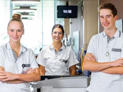 Drei Pflegende des Schweizer Paraplegiker-Zentrums