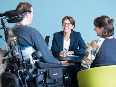 Dipl. Sozialarbeiter*in FH