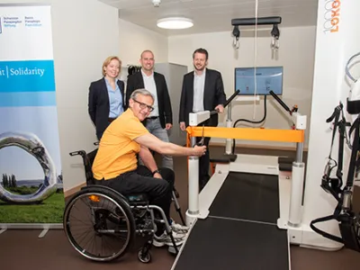 Der Gangroboter "Lokomat" im Schweizer Paraplegiker-Zentrum