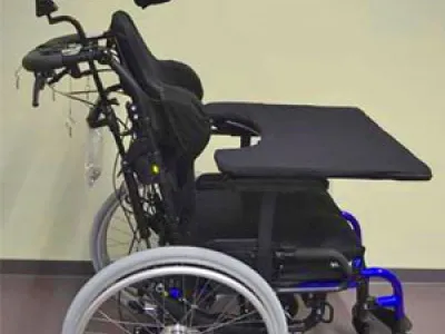 Mobilisierungsrollstuhl_akkordeon