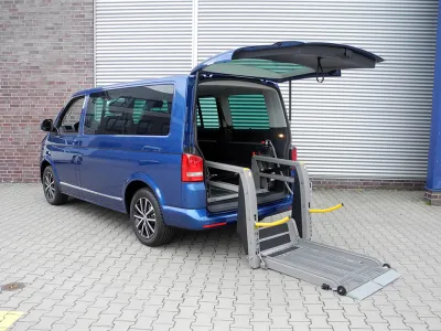 Orthotec Fahrzeugumbau Rollstuhllifte Split Linear Lift AL1