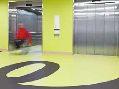 Lift im Neubau des SPZ