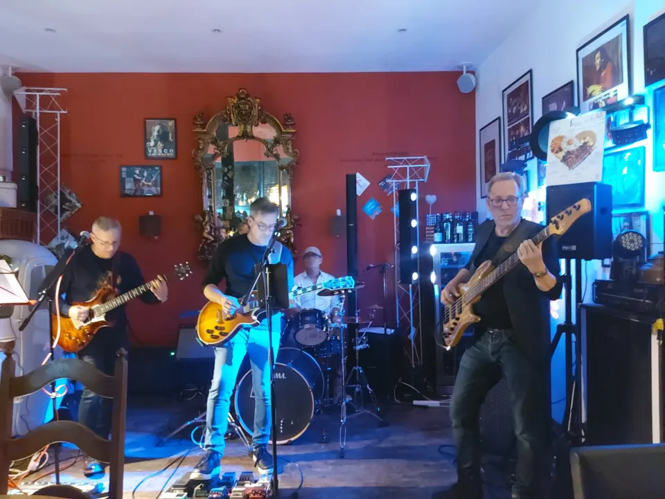 Oldies-Rock-Band Weasy