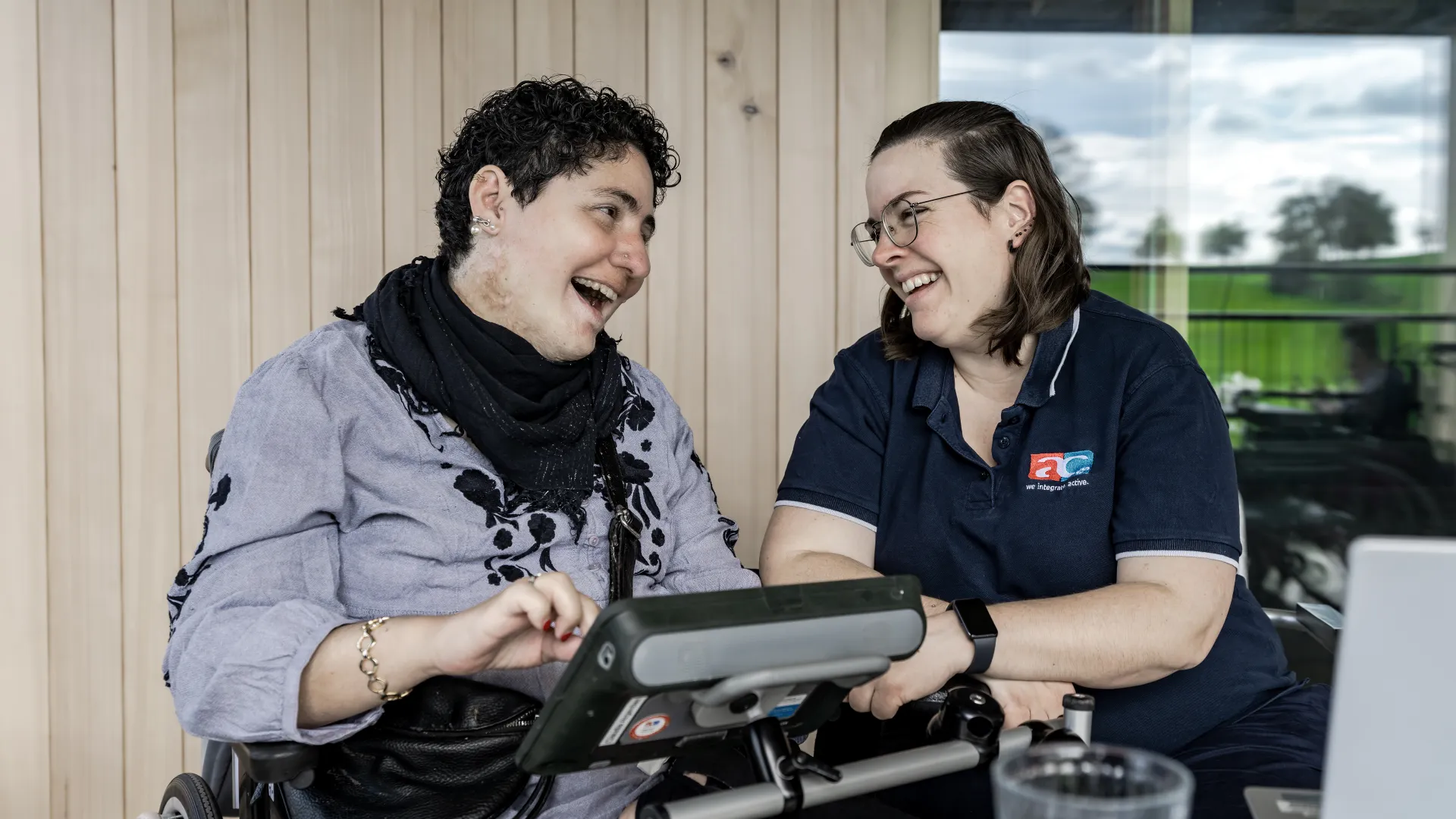 Claudia Argentieri mit AC-Beraterin Denise
