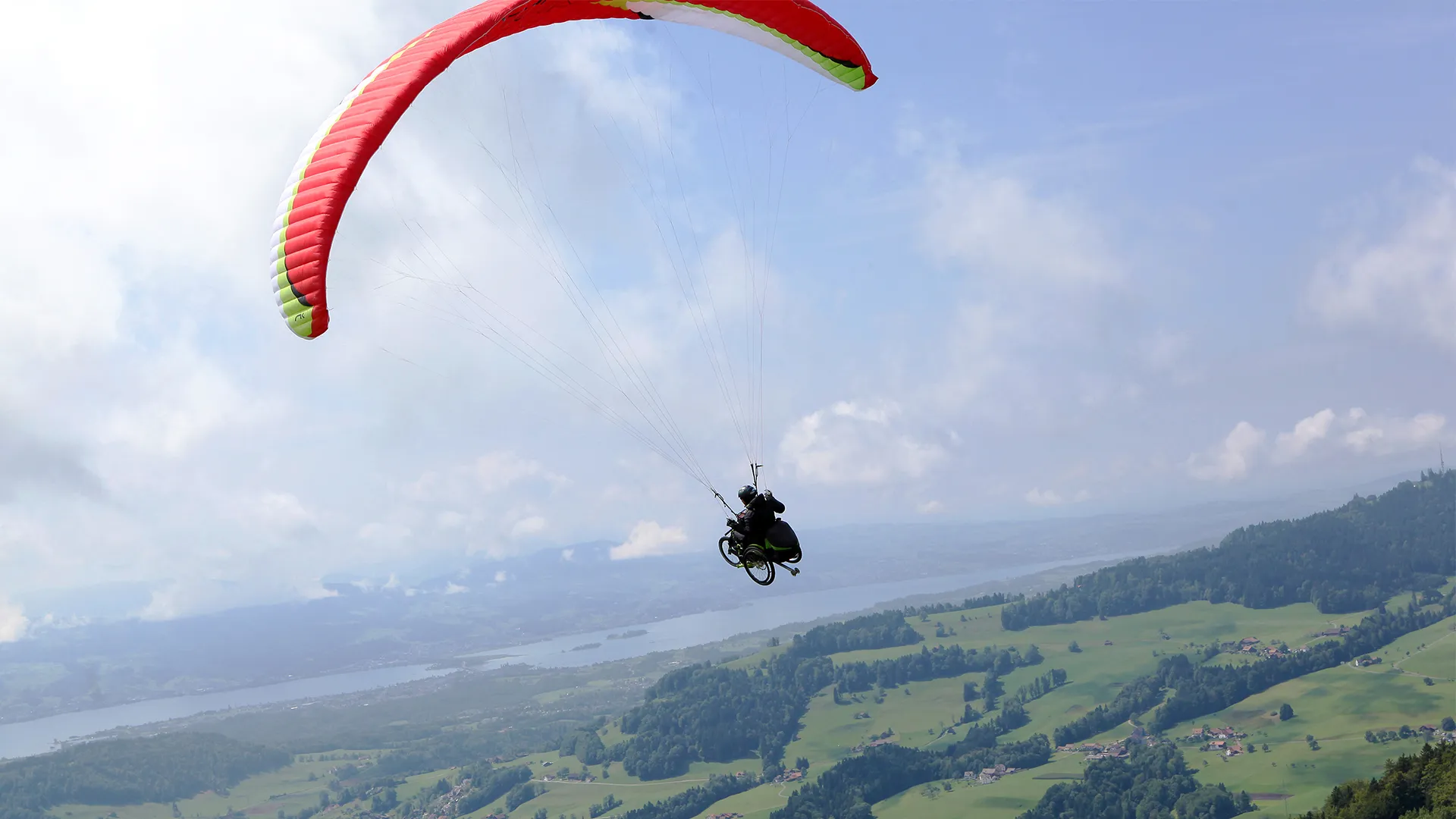 Stefan Keller Gleitschirmfliegen im Rollstuhl