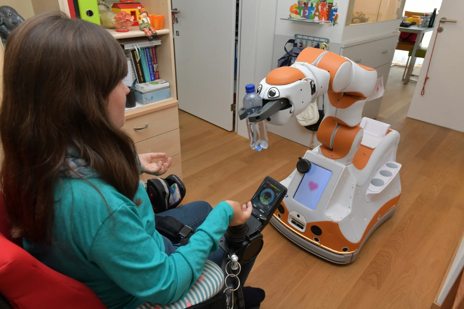 Assistenzroboter Lio Schweizer Paraplegiker-Stiftung