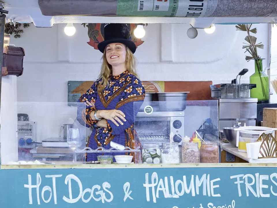Jasmin Feierabend in ihrem Foodtruck