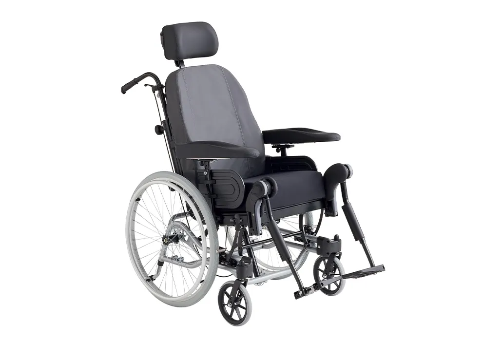 Orthotec Rehatechnik Pflege-Rollstuhl Invacare Rea Azalea