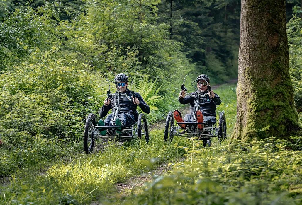 Orthotec OT FOXX K1 MTHB zusammen auf dem Waldpfad