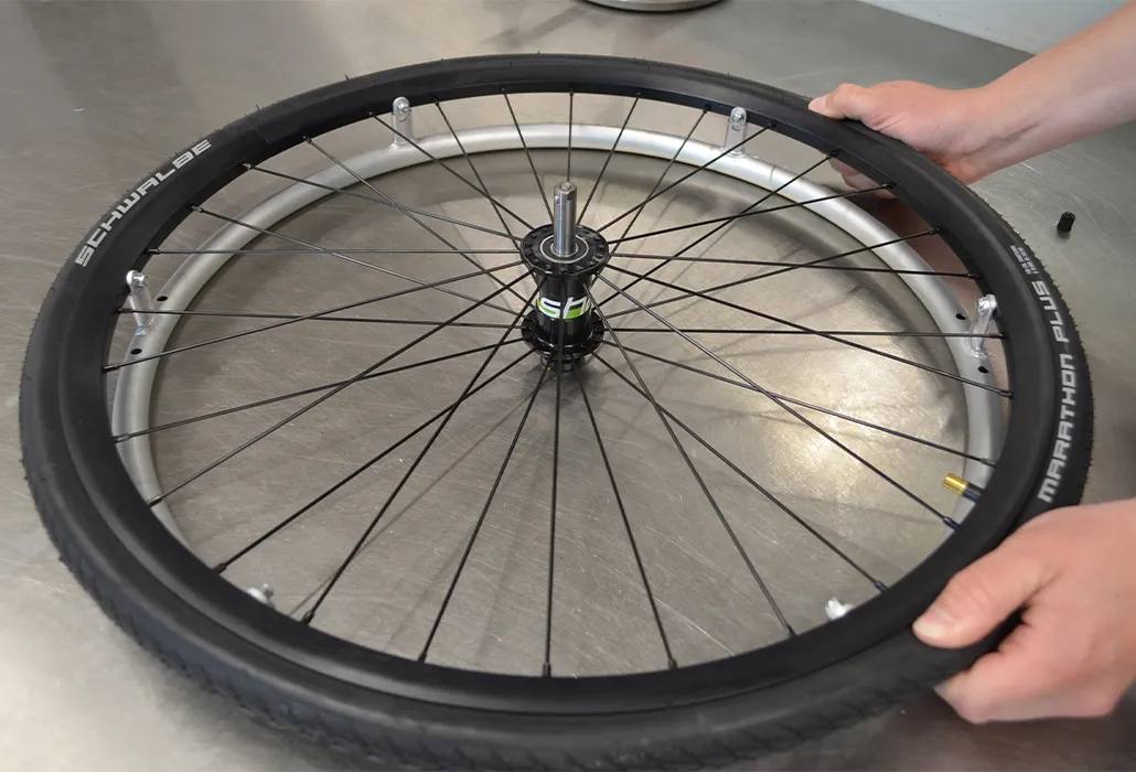 Orthotec Rehatechnik Pneu Wechsel lösen