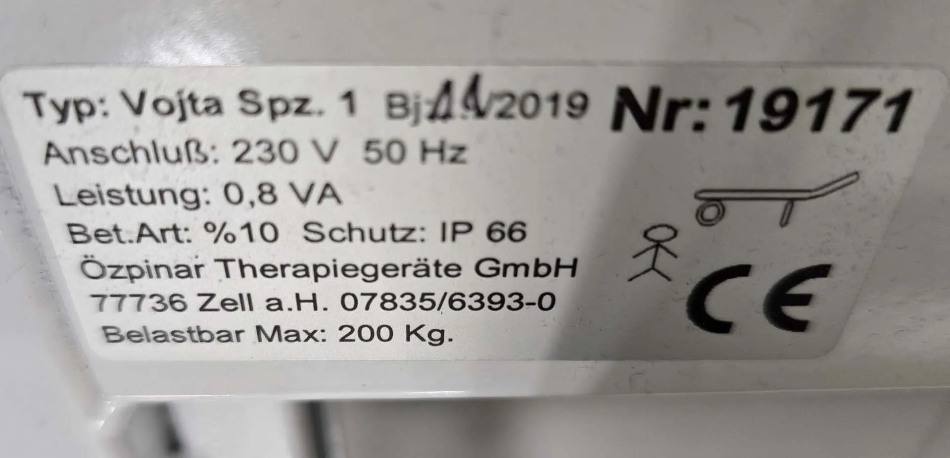 occasion-liege-ofner-01.jpg Electric heater label with model number, power rating, and CE mark