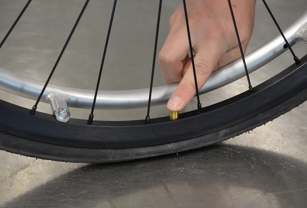 Orthotec Rehatechnik Pneu Wechsel Ventil prüfen