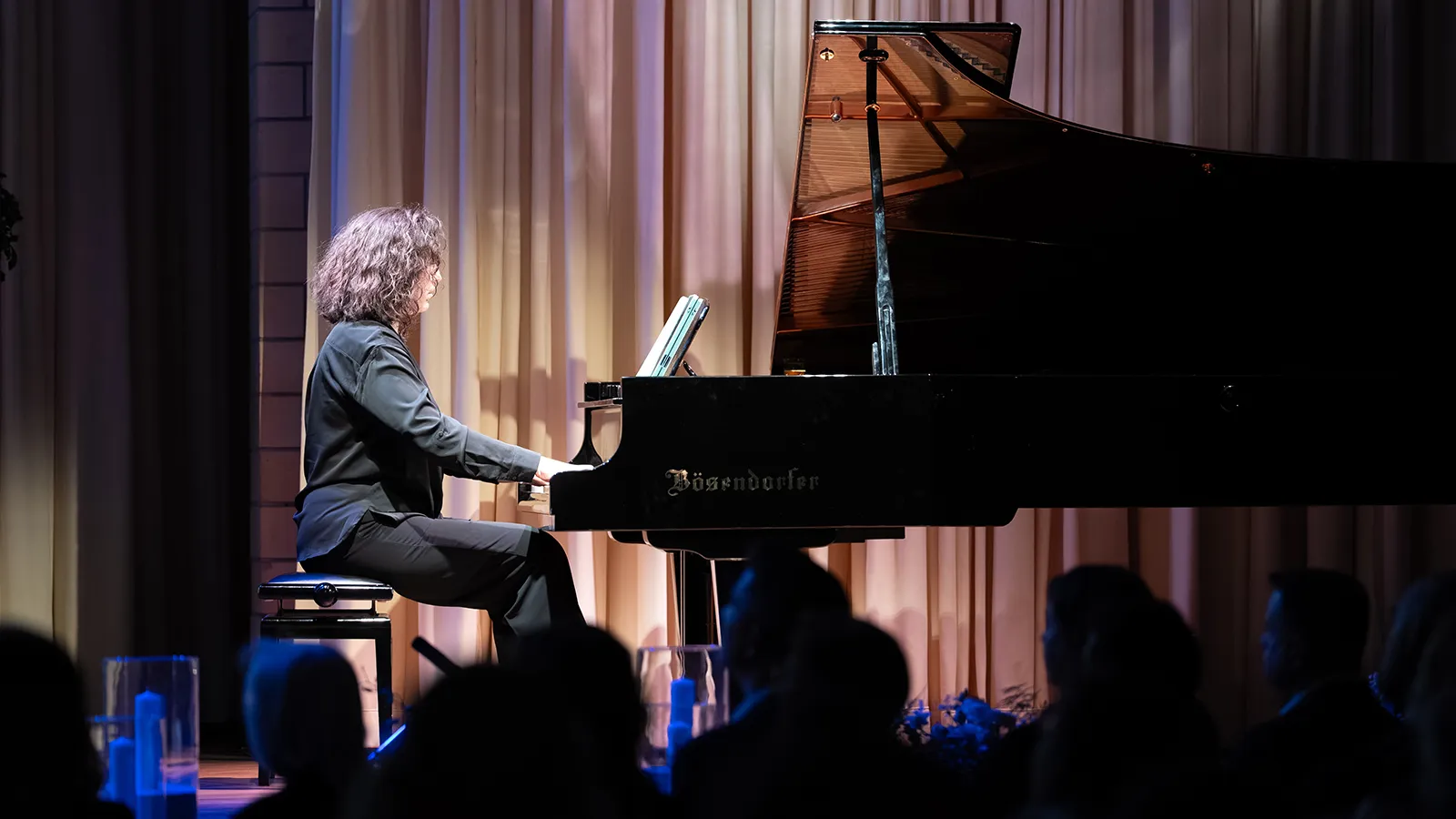 Pianistin Viktoriia Shvets