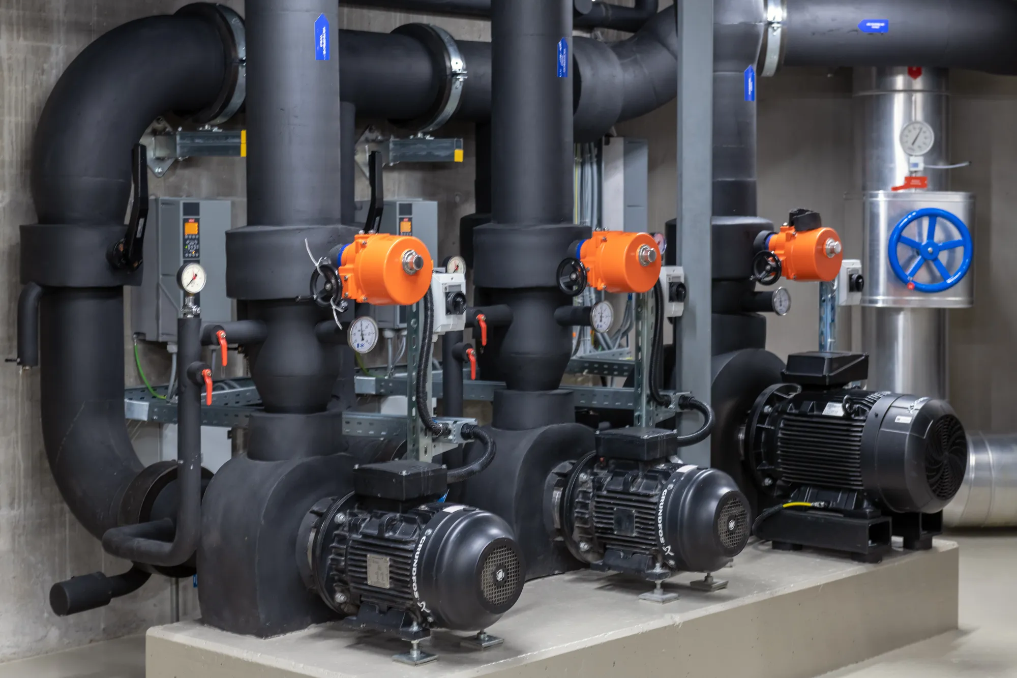 Technik und Infrastruktur