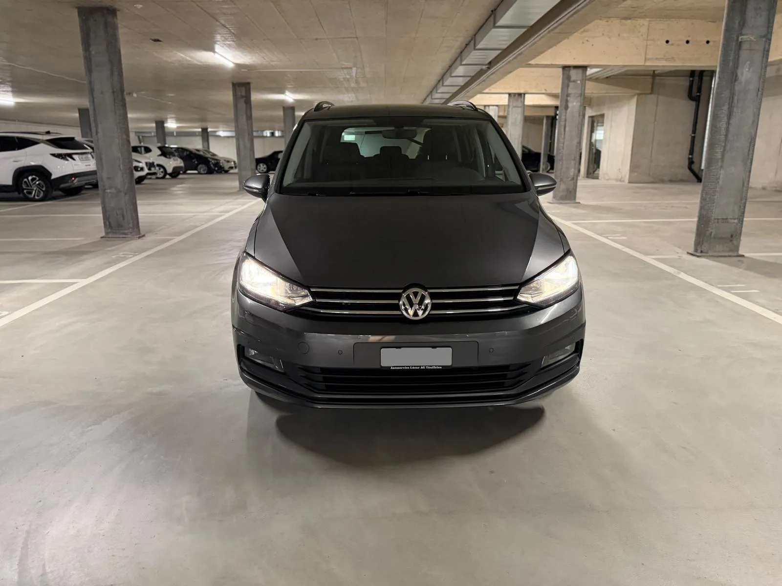 occasion-vw-touran-hofer-02.jpg