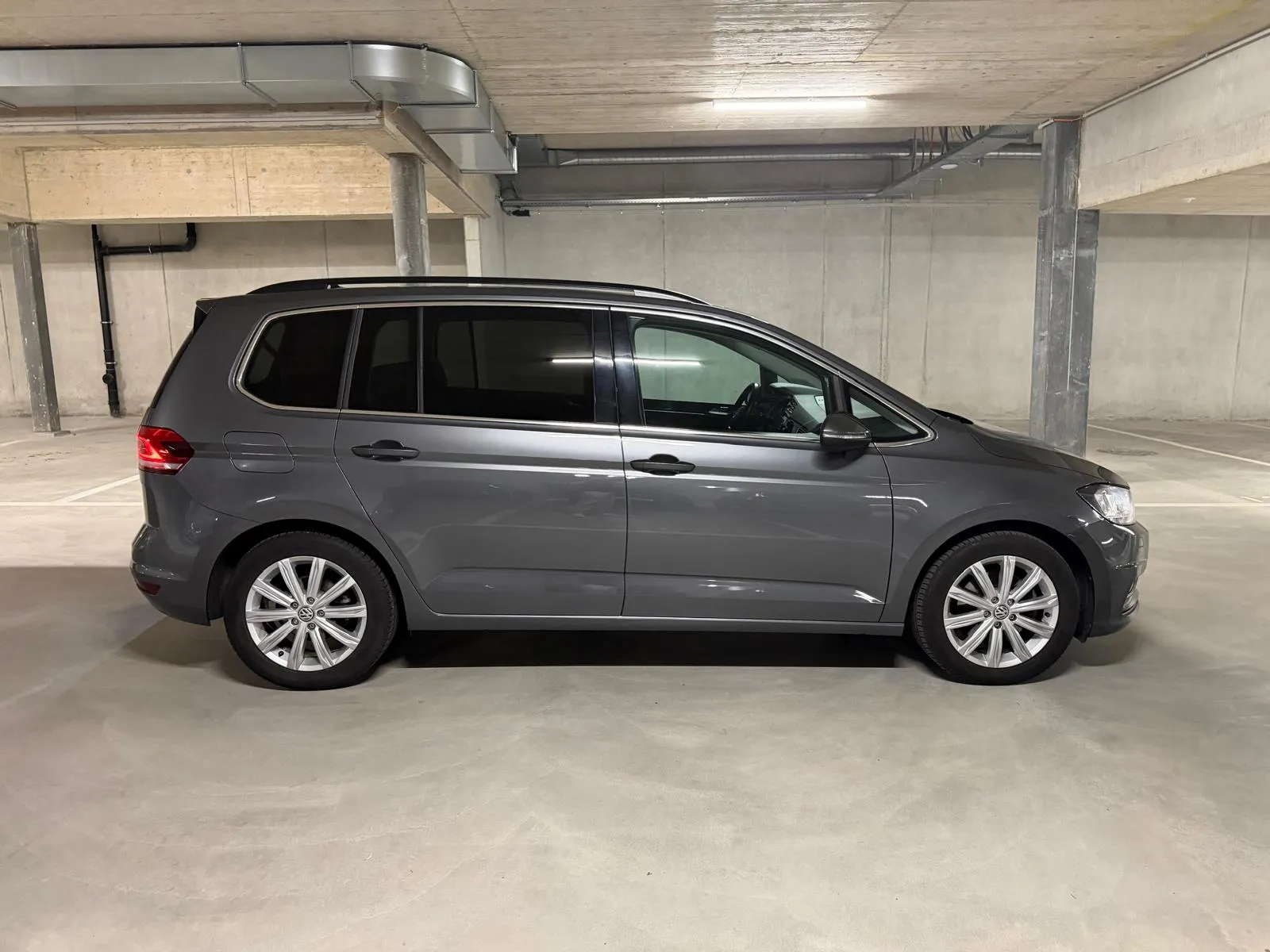 occasion-vw-touran-hofer-06.jpg