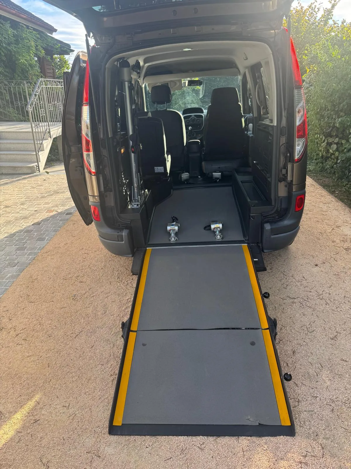 occasion-renault-kangoo-grisewood-07.jpg