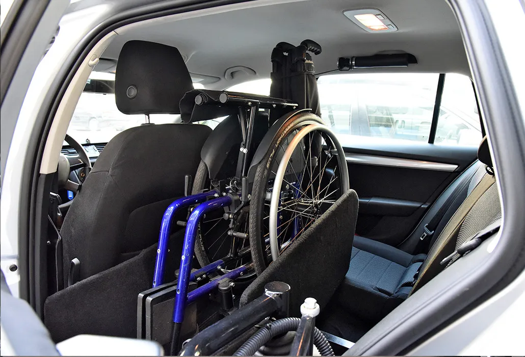 Orthotec Fahrzeugumbau Rollstuhl verladen Rollstuhlführung