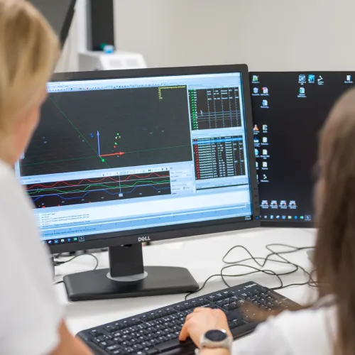 Mit den gesammelten Daten kann dann ein auf die individuelle Situation des Patienten abgestimmter Behandlungsplan erstellt werden.