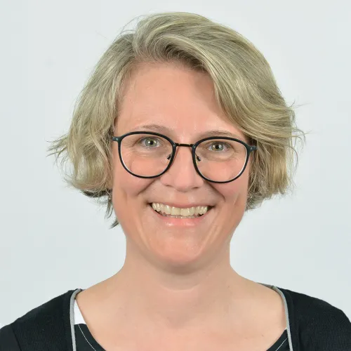 Daniela Amstad-Zingg