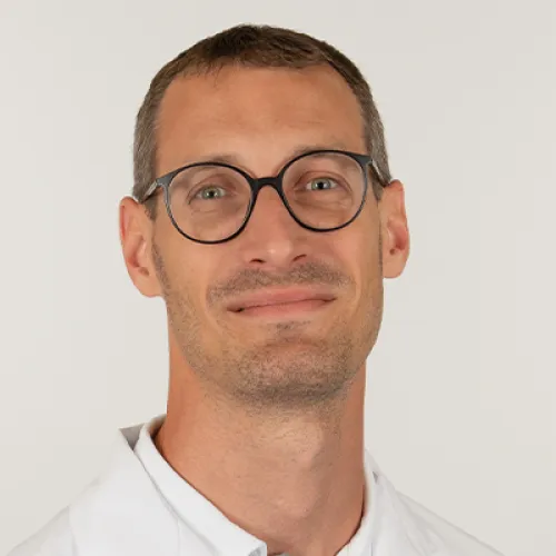 Xavier Beaud, Stv. Oberarzt