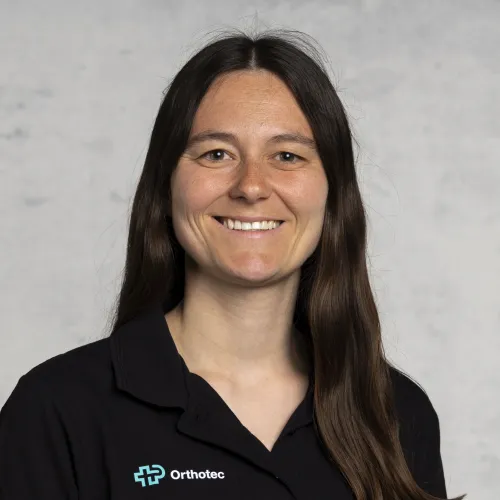 Orthotec Administration Portrait Julienne Schöpf