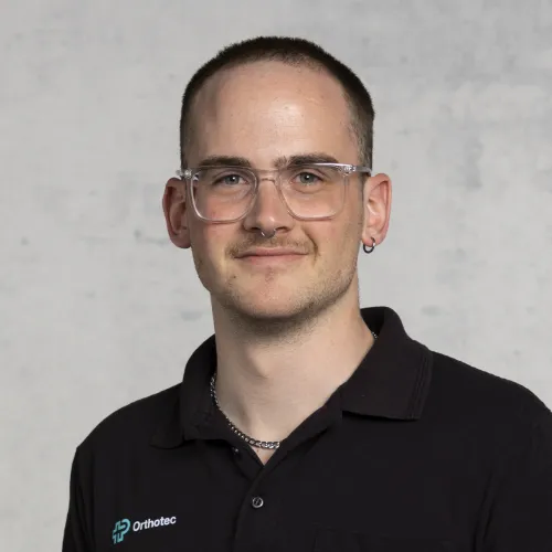 Orthotec Rehatechnik Mechaniker Portrait Tobias Hodel