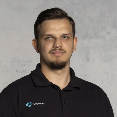 Orthotec SCM Portrait Durim Gashi