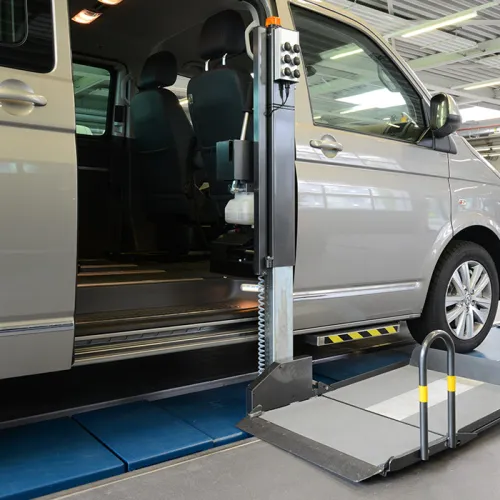 Orthotec Fahrzeugumbau Rollstuhllifte Schwenklift